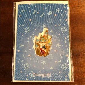 Disney Sorcerer Mickey Mouse Pin from Mickey’s Pin Festival of Dreams Collection
